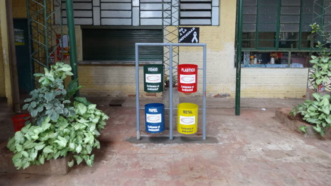 Campañas de reciclado de envases en instituciones educativas